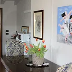 Δωμάτια σε οικογενειακή κατοικία Le Margherite Manerba del Garda